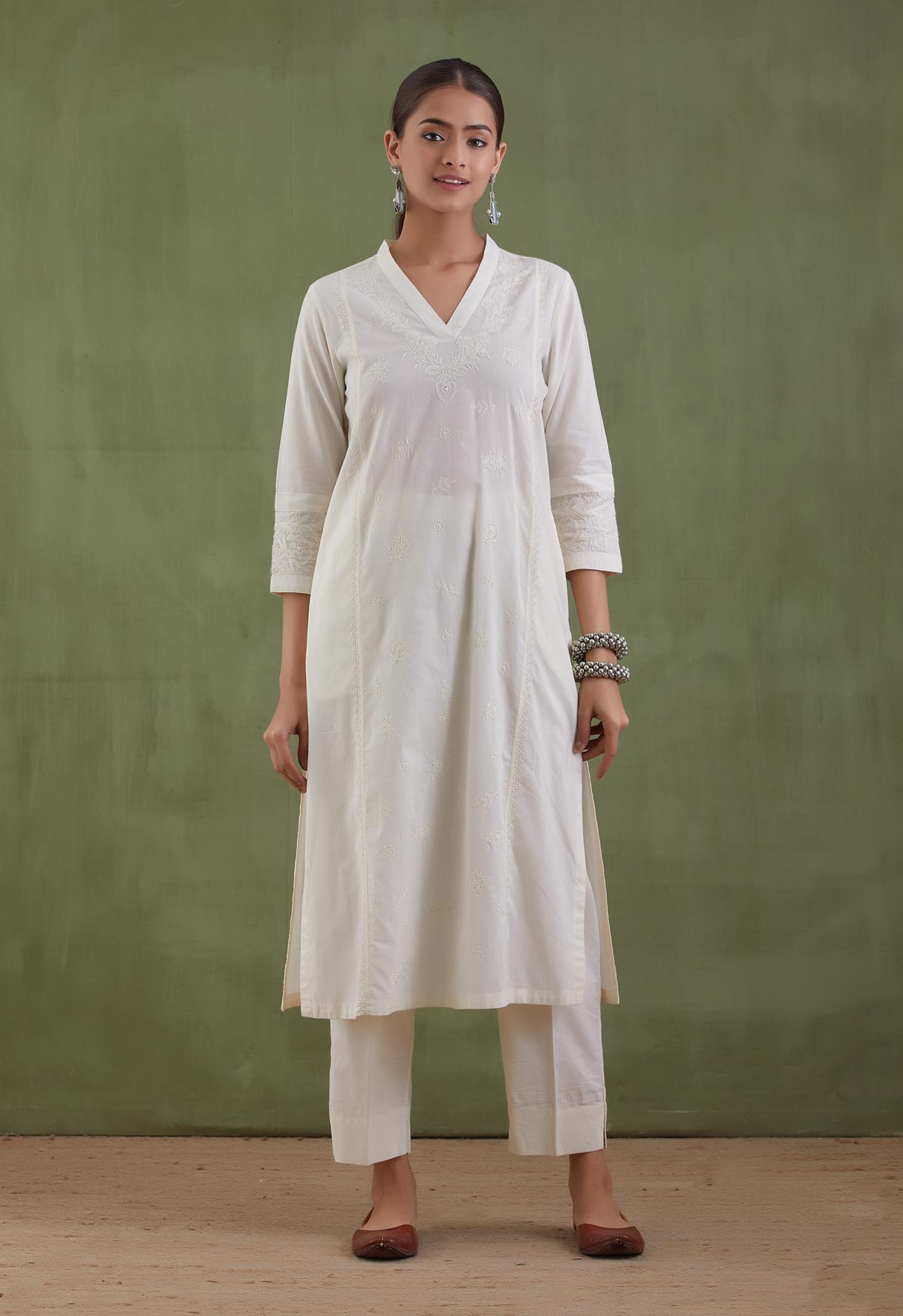 Noorani Chikankari Kurta Set