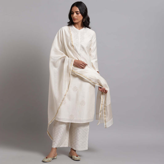 Chikankari And Mukaish Bootas Kurta