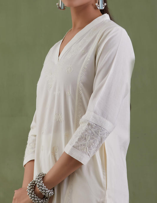 Noorani Chikankari Kurta Set