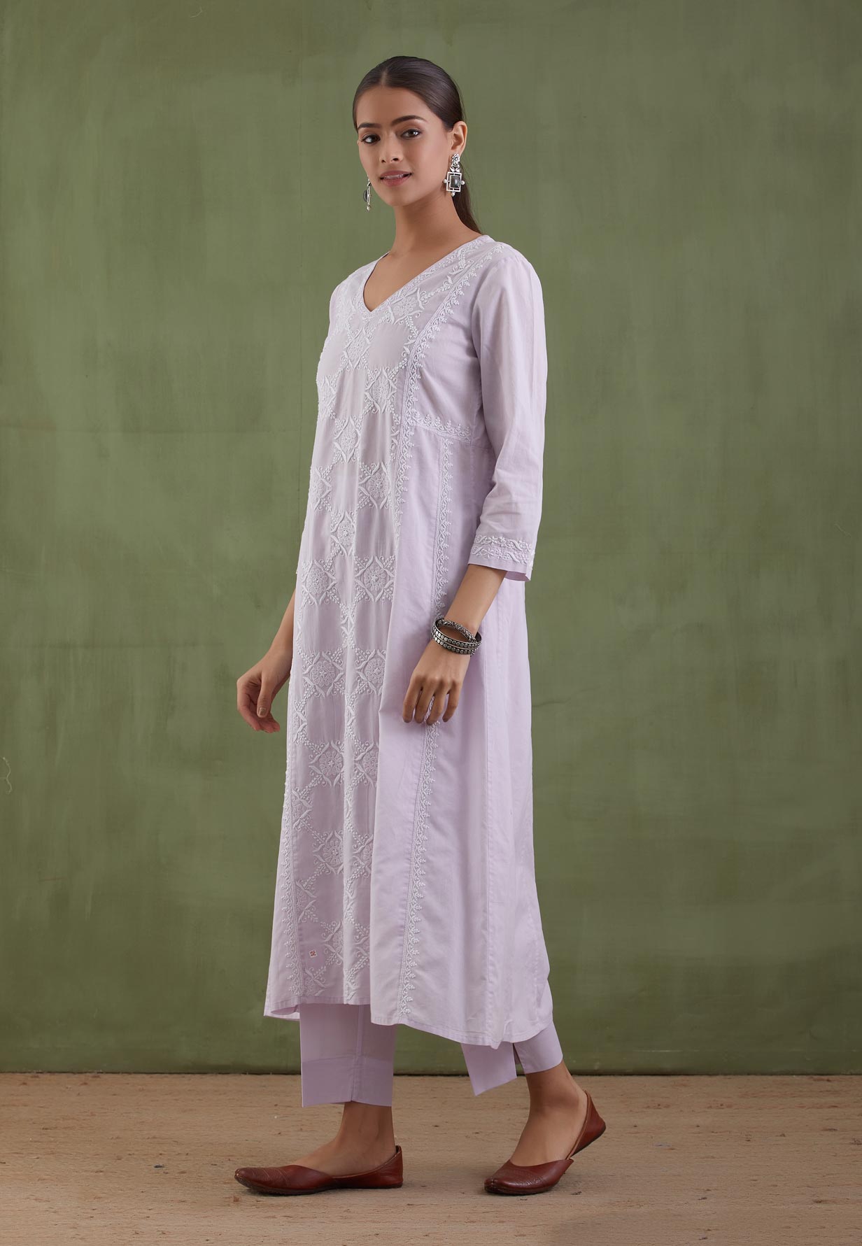 Gulbaag Chikankari Kurta Set