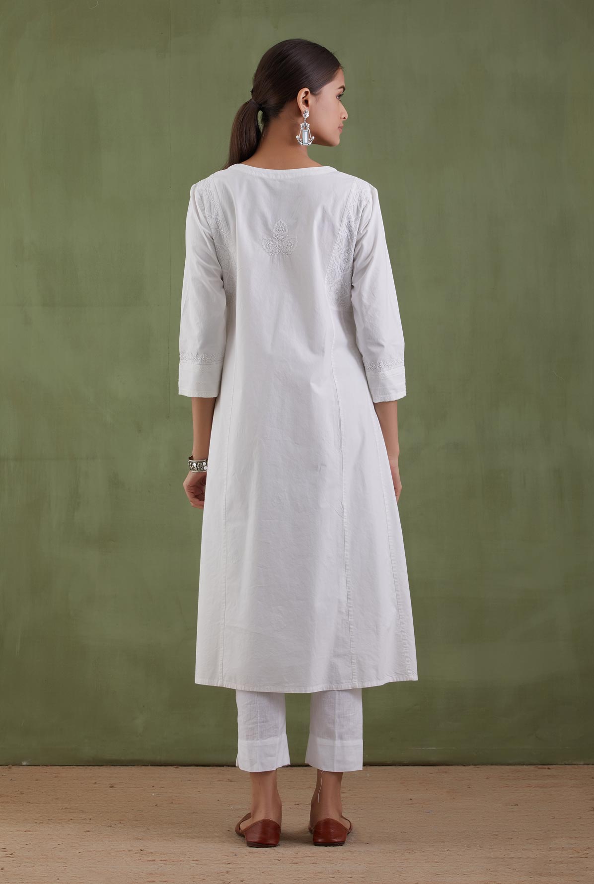 Chandkali Chikankari Kurta Set
