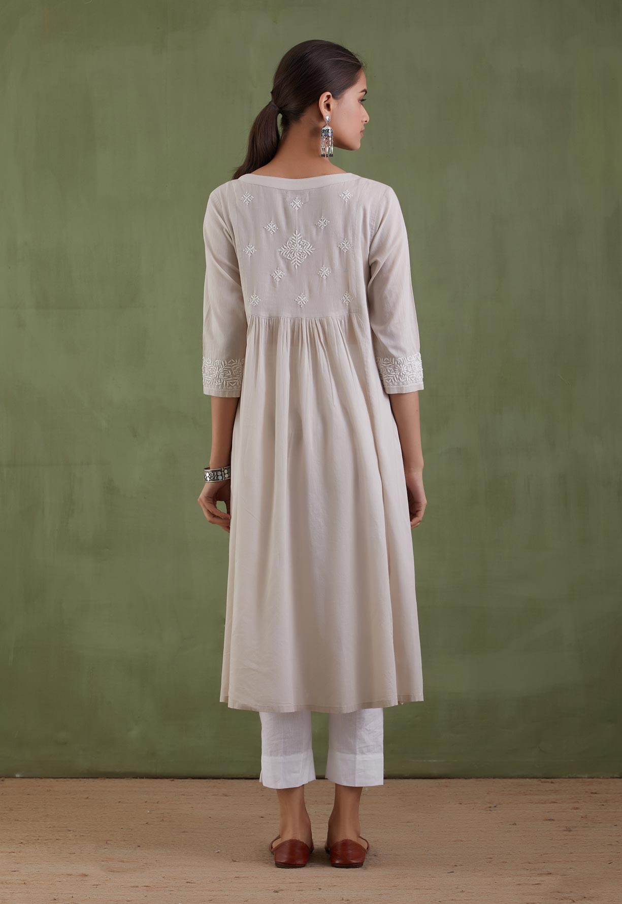 Earthen Chikankari Kurta Set