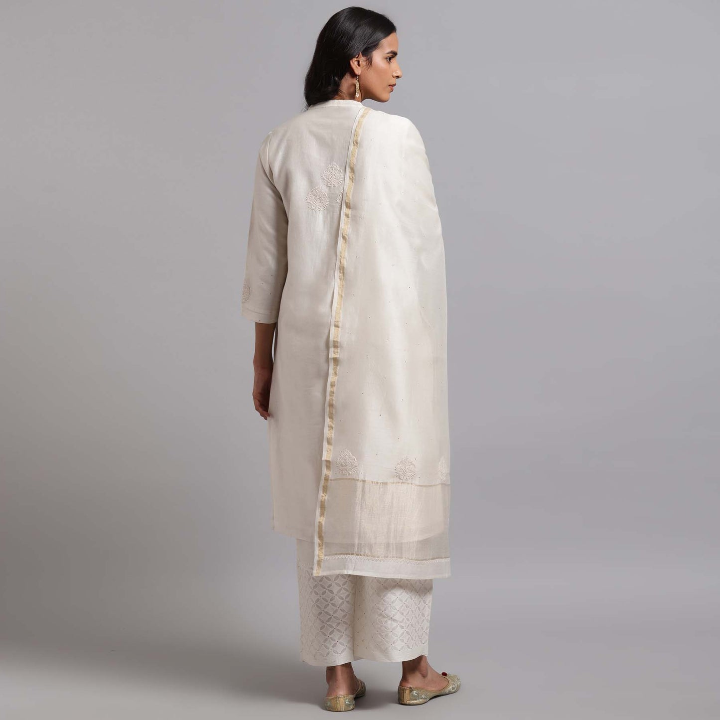 Chikankari And Mukaish Bootas Kurta