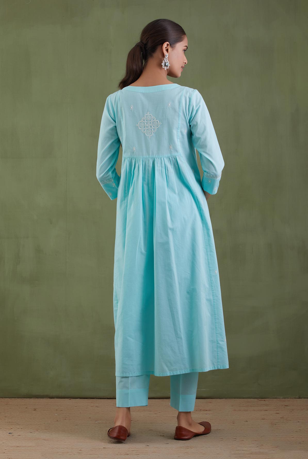 Firoza Chikankari Kurta Set