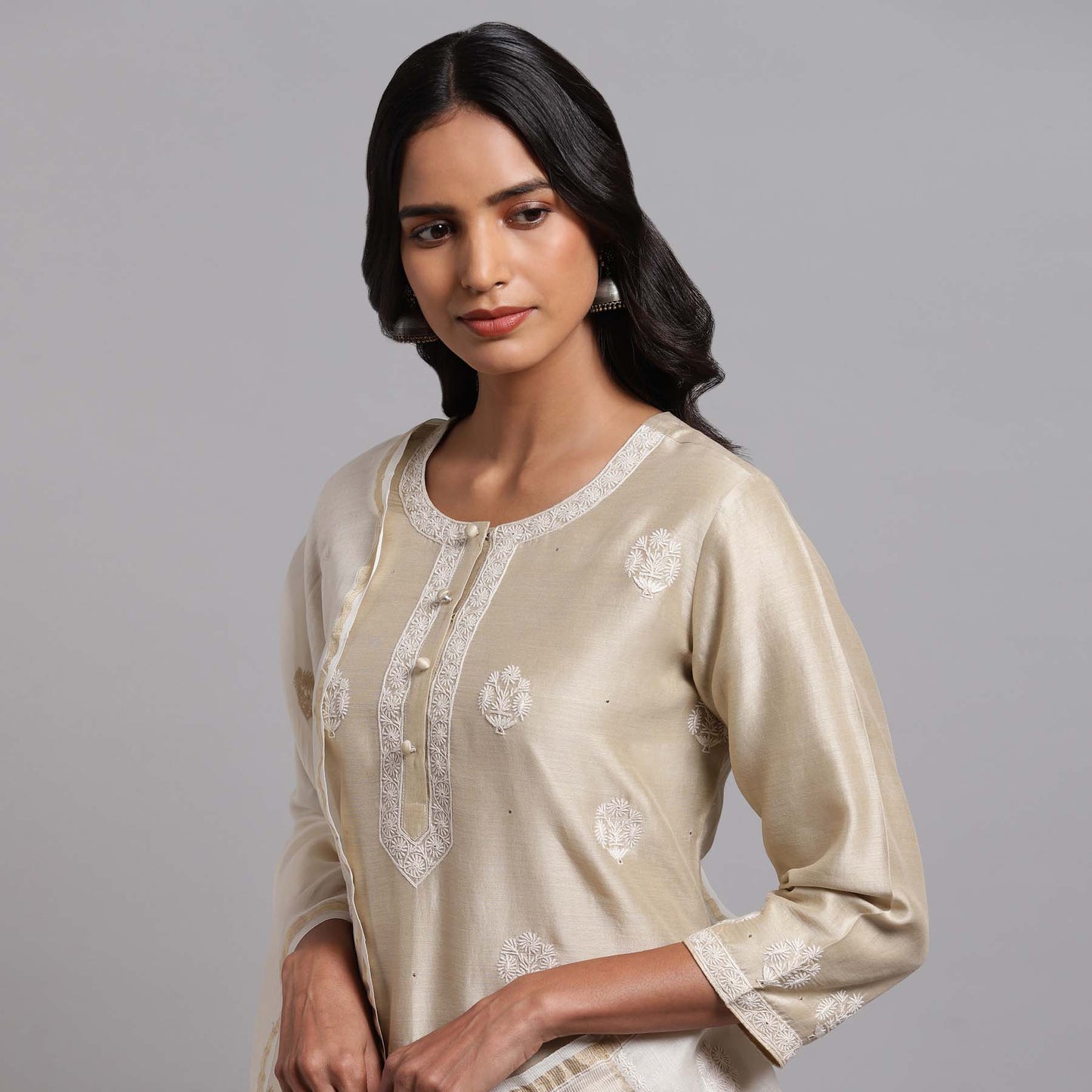 Chikankari Murri Bootis And Neckline Kurta
