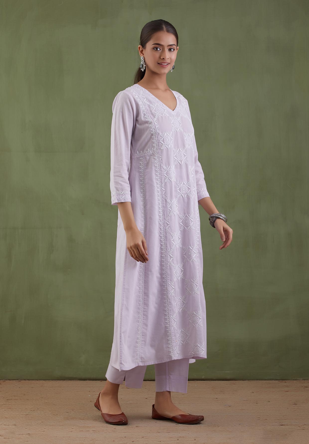 Gulbaag Chikankari Kurta Set