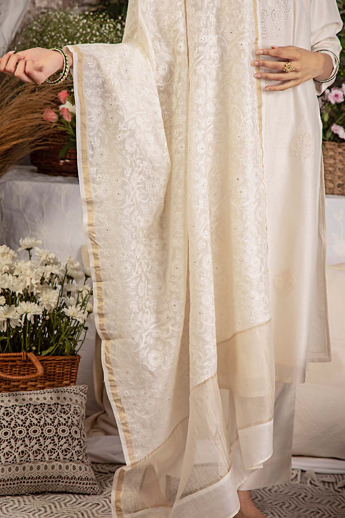 Chikankari Tepchi Jaal Dupatta