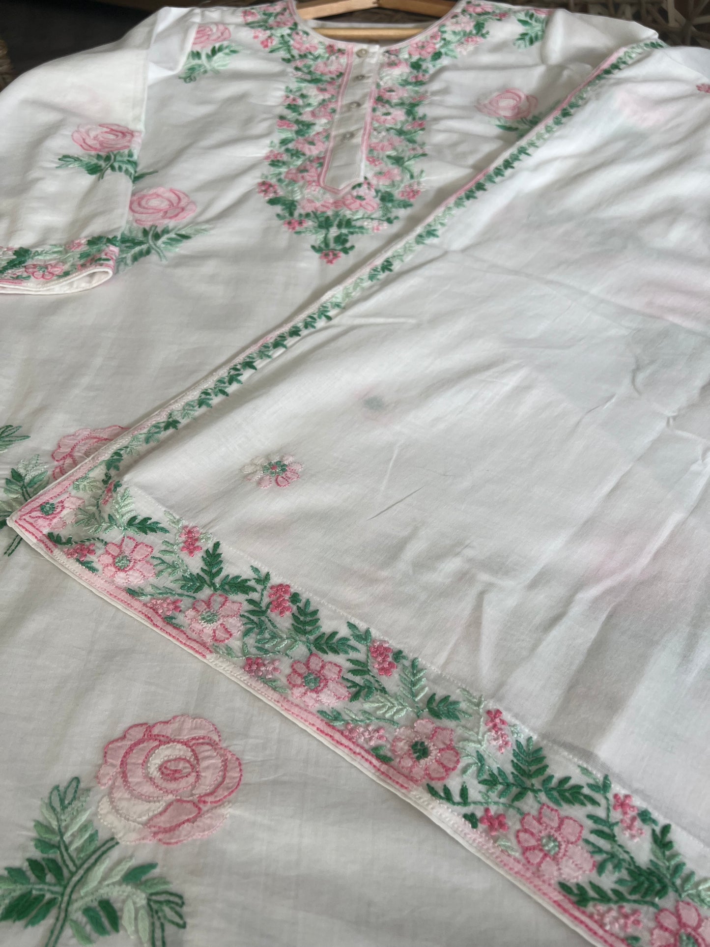 Shaded Rose Mul Kurta Set