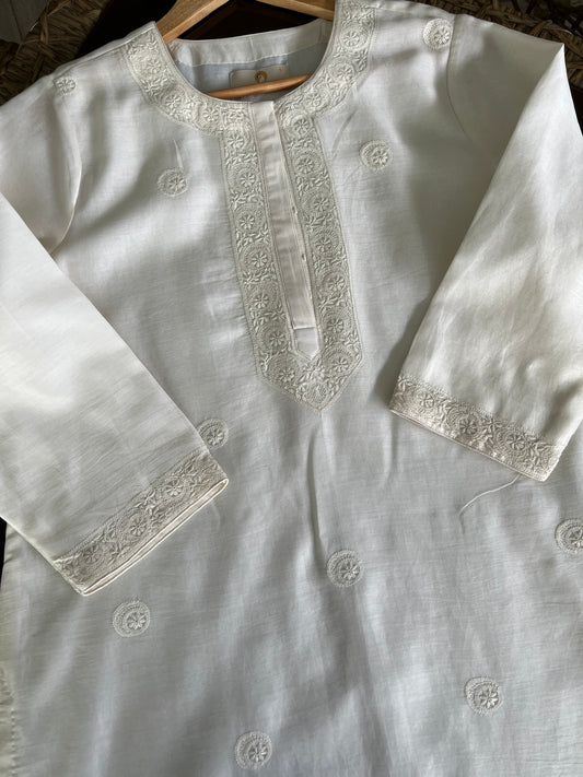 Chand Phool Kurta with Bootis