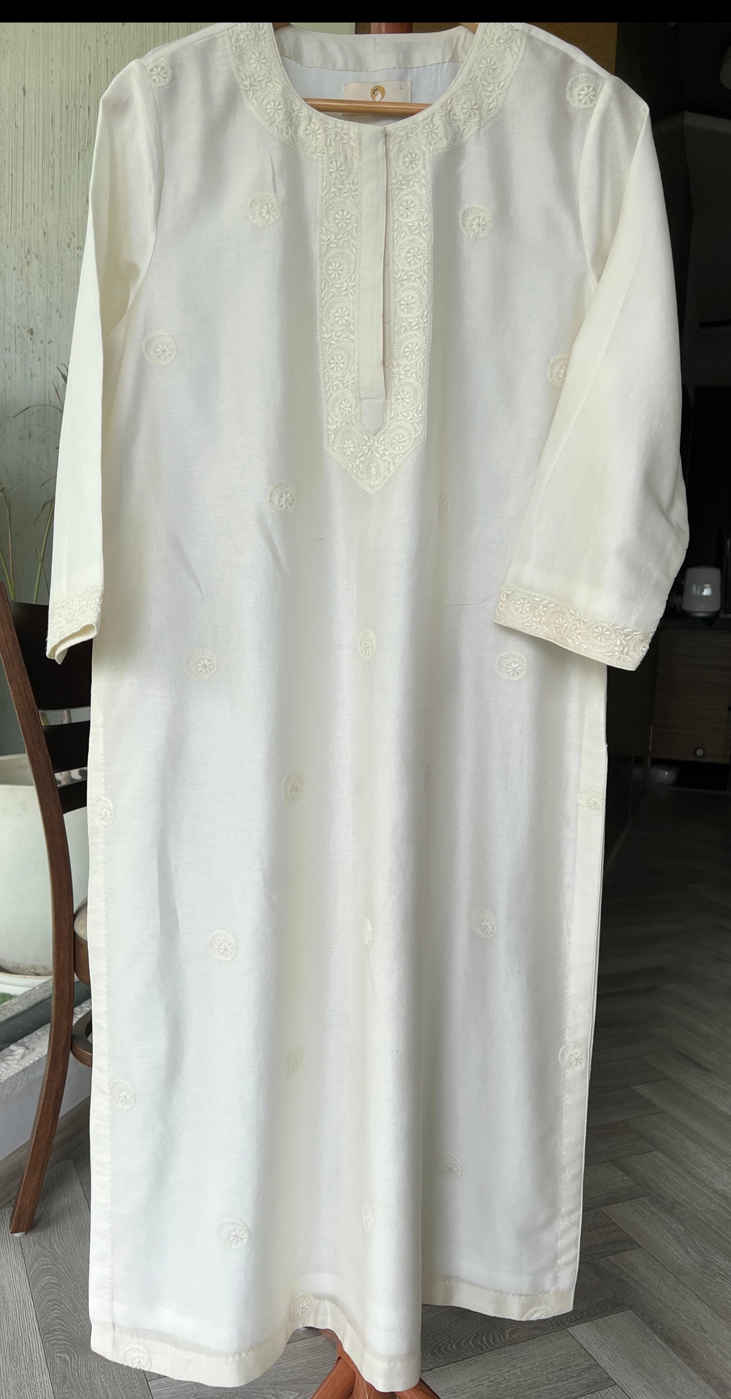 Chand Phool Kurta with Bootis
