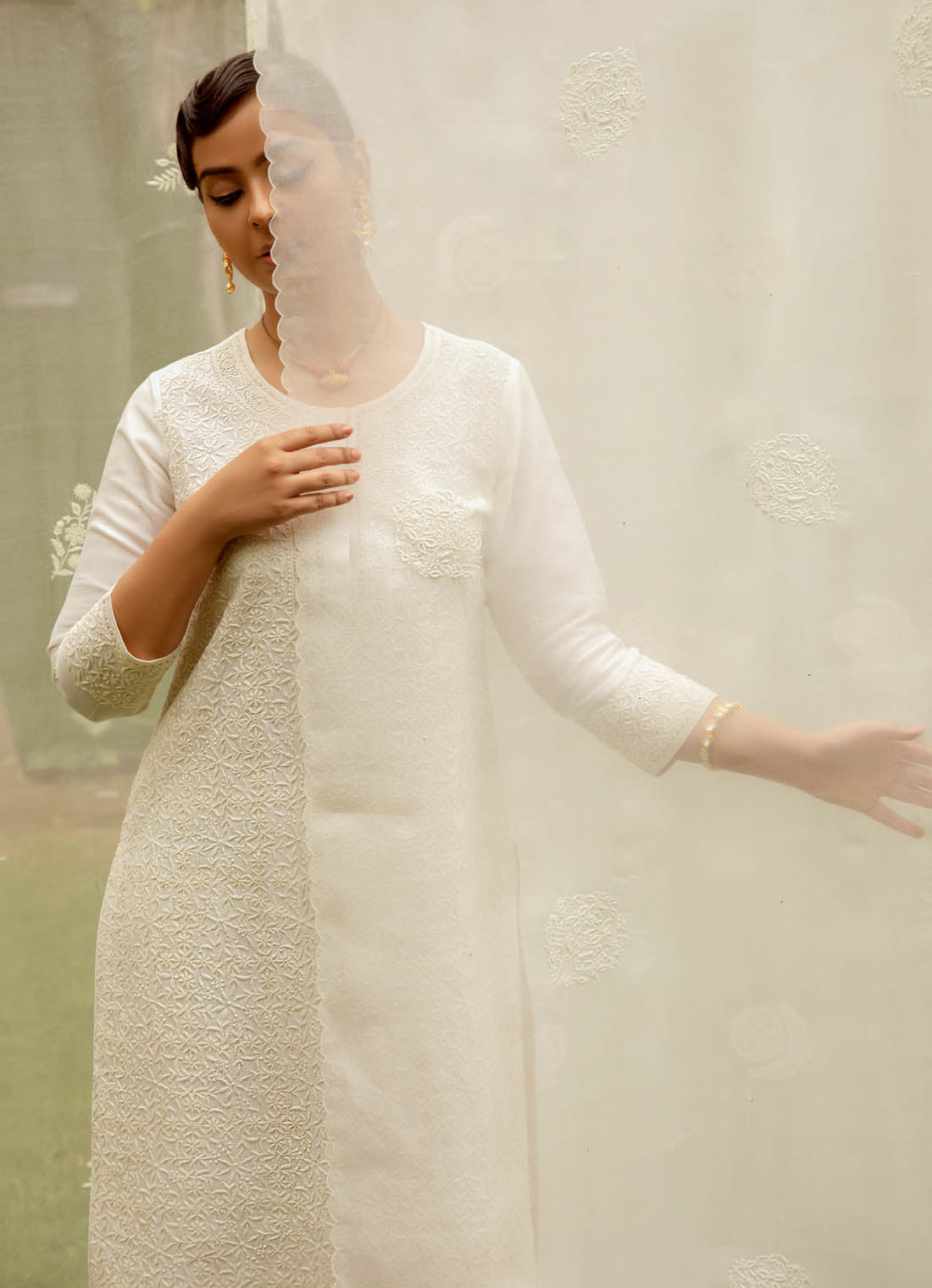 Jaali Phal Bootas Dupatta