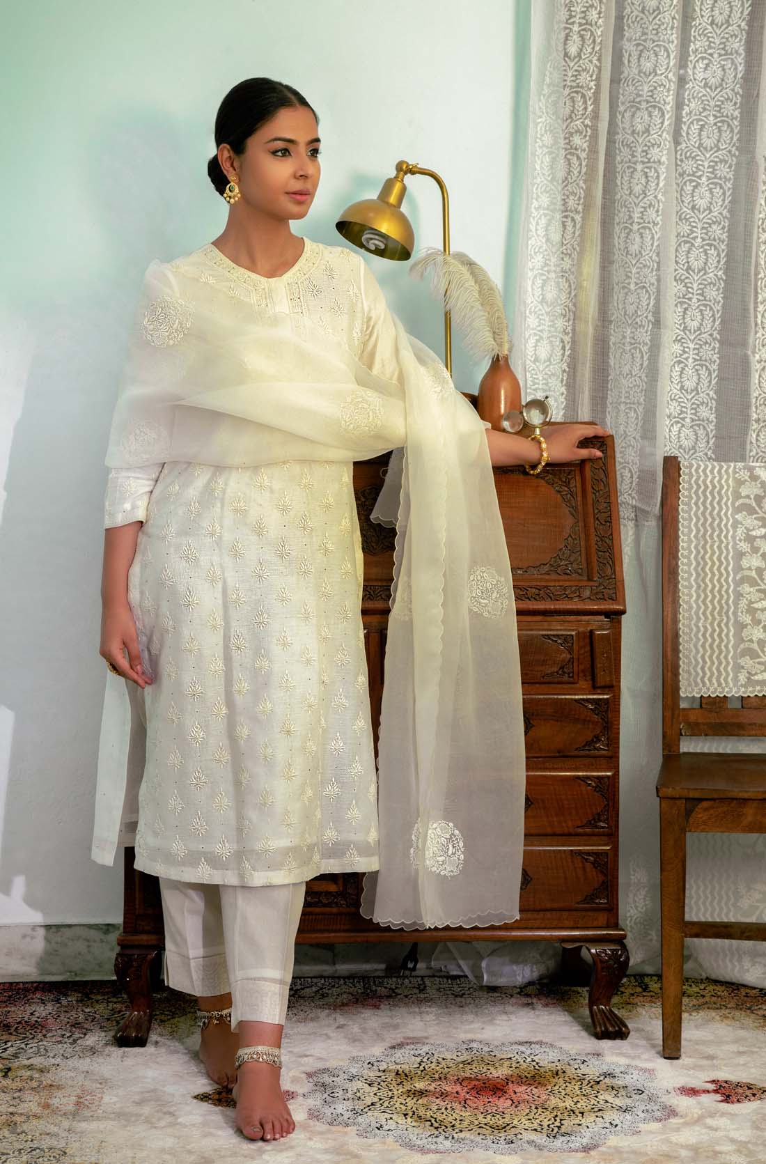 Booti Jaal Kurta